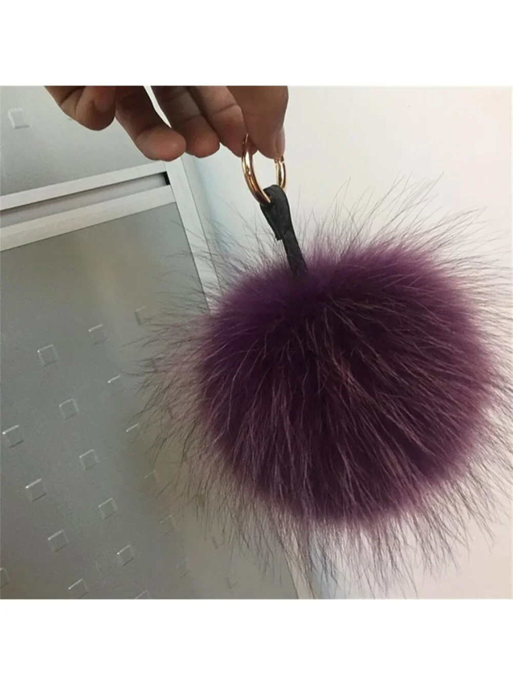 Fuzzy Fur Hairball Keychain for Car & Bag - Cute Furry Ball Key Ring Accessory